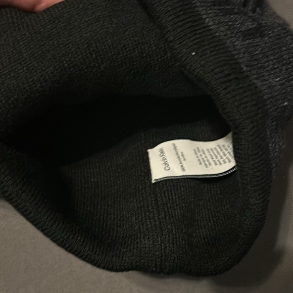 NWT Calvin Klein hat and glove set - Picture 4 of 5